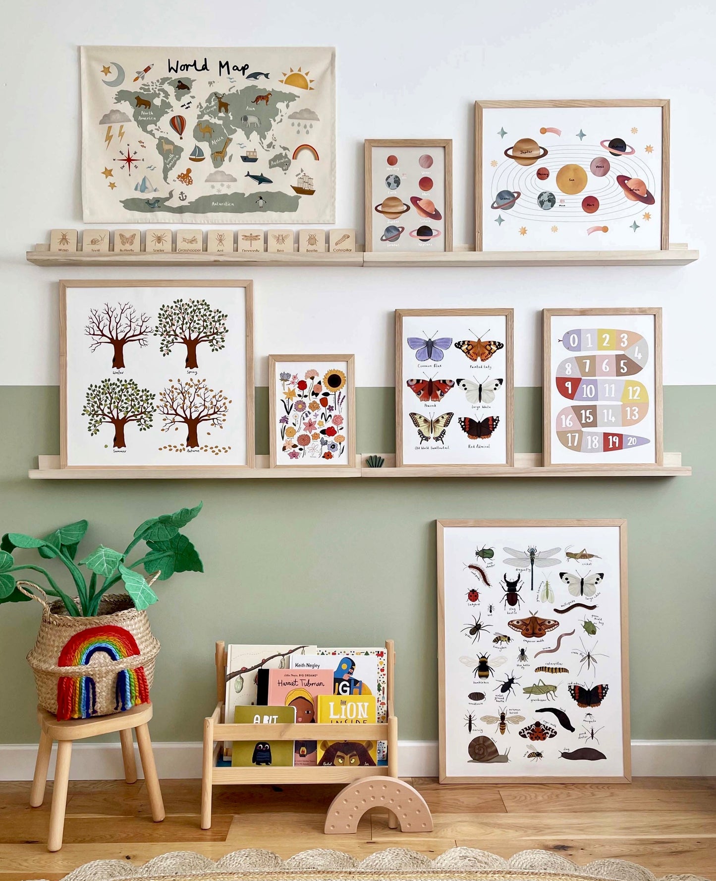 IMPERFECT SALE - World Map Wall Hanging (Small)