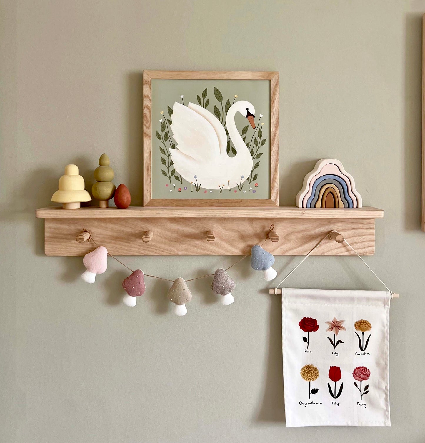Swan in sage / Framed Print