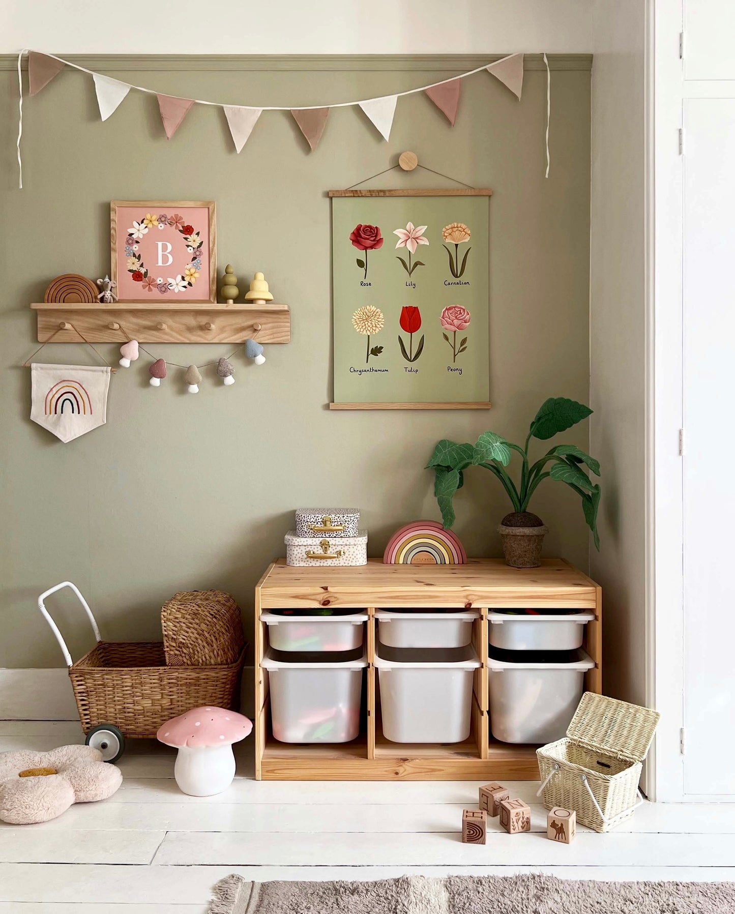 Flowers in sage / Print with Hanger
