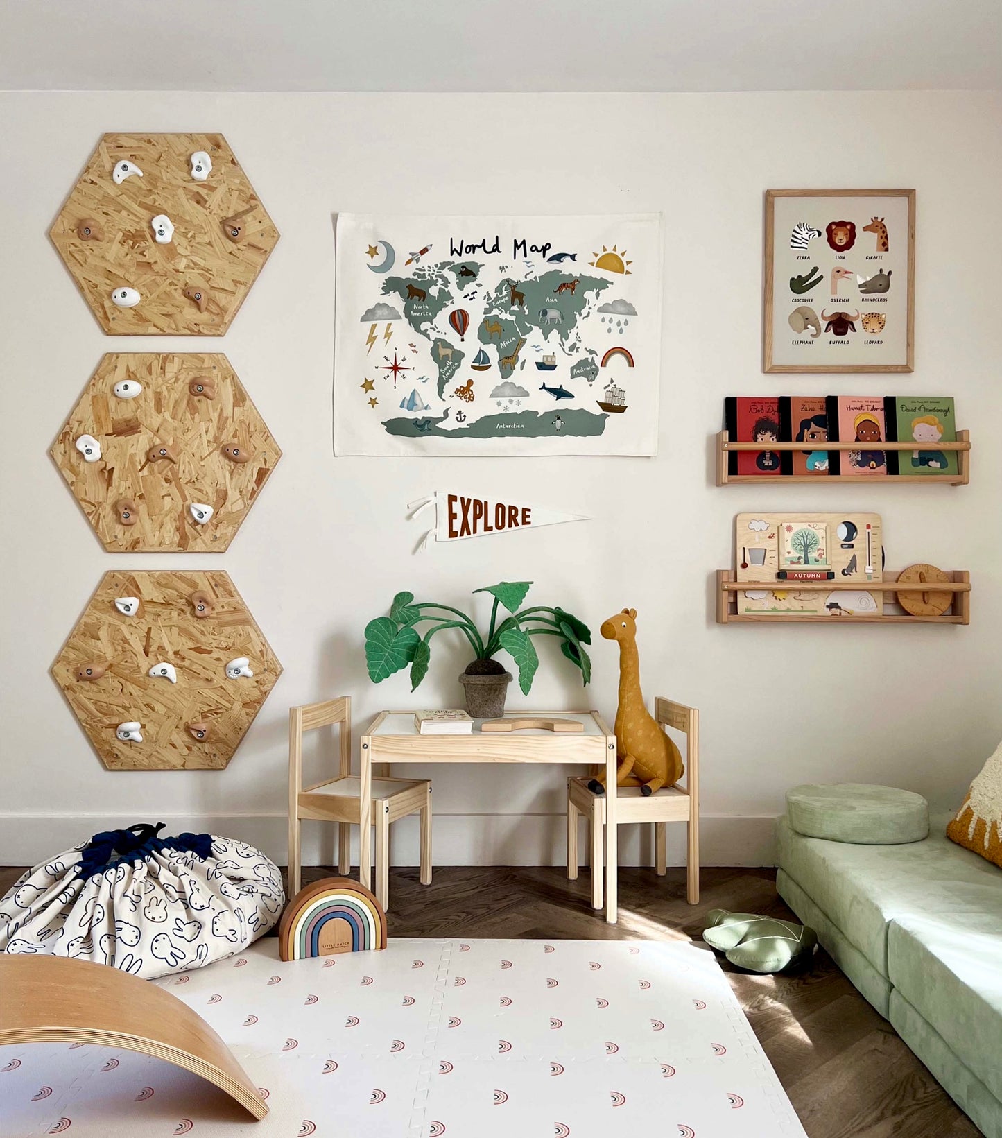 Animal Safari in stone / Print with Hanger