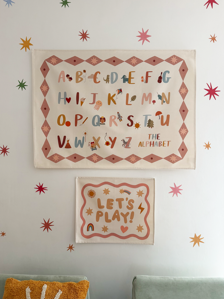 Let's Play banner with pink border