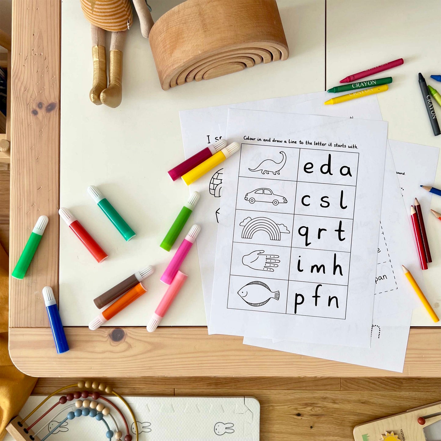 Matching letters Phonics Printable